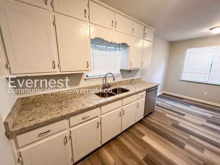 5328 Balboa Ave - Photo 7 of 24