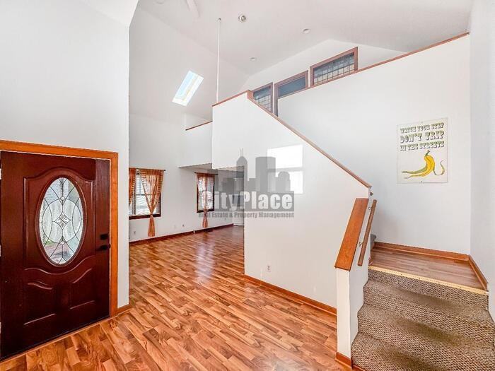 942 Fayette St - Photo 5 of 21