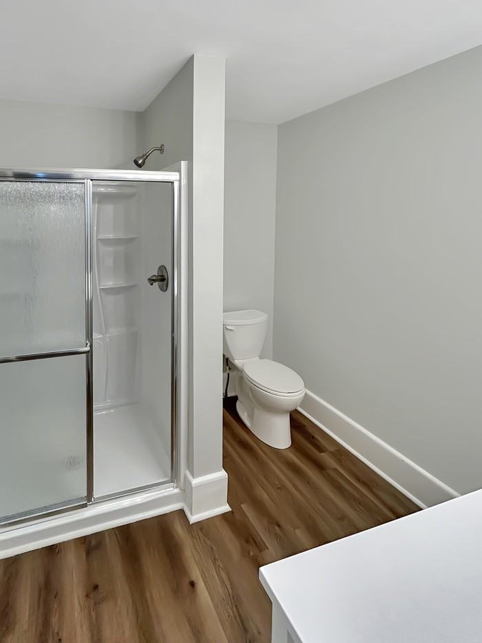 208 Glenrose Ct - Photo 7 of 17