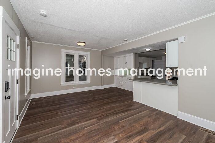 3117 43rd Ave S - Photo 4 of 16