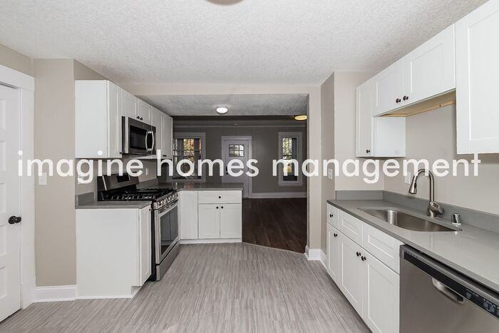 3117 43rd Ave S - Photo 7 of 16