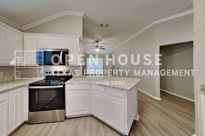 1715 Bertram Dr - Photo 6 of 20