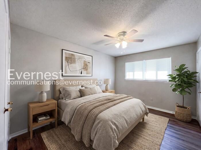 6375 Greenbriar Dr - Photo 5 of 15