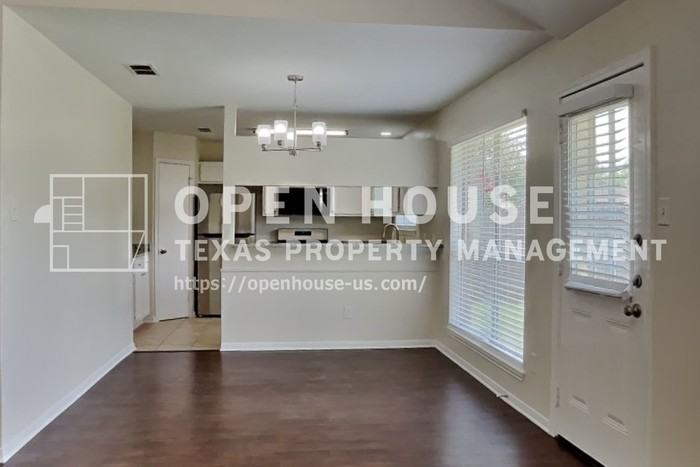 2631 Sherwood Hollow Ln - Photo 7 of 20