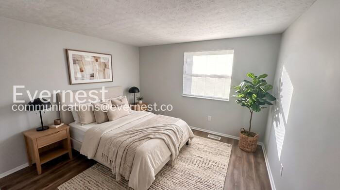2865 Chatsworth Way - Photo 3 of 21
