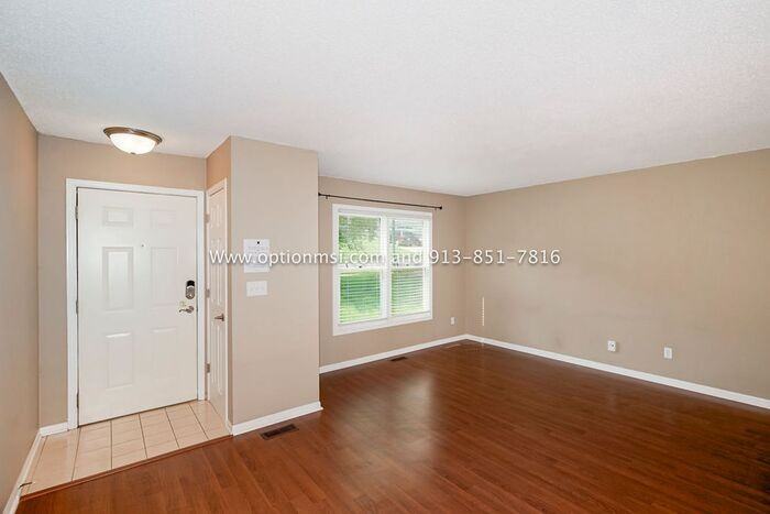 916 Nw 62nd Ter - Photo 4 of 30