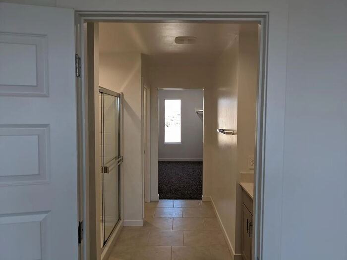 11164 S Weismann Dr - Photo 4 of 8