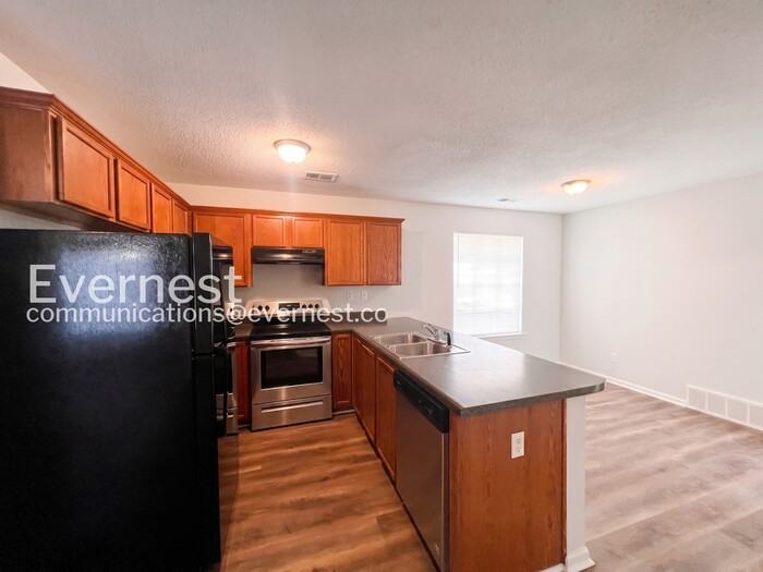 1274 Whitten Rd - Photo 5 of 14