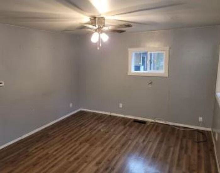 5283 N 14th St - Photo 4 of 10