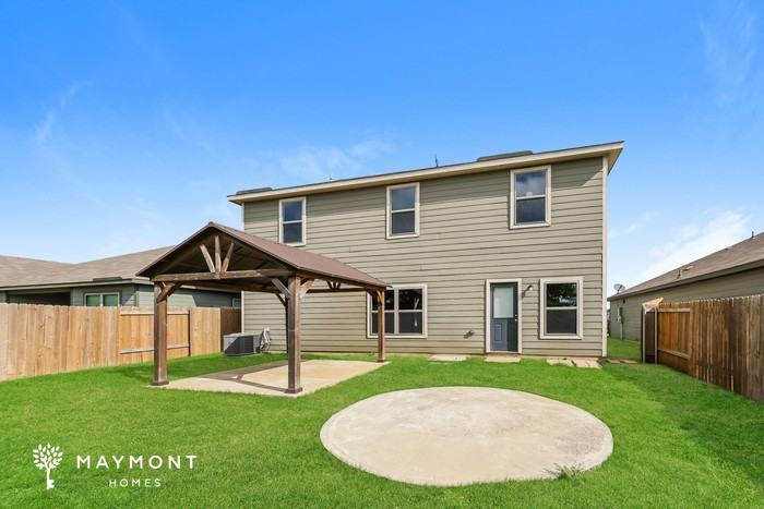 117 Yorktown Ct - Photo 3 of 3