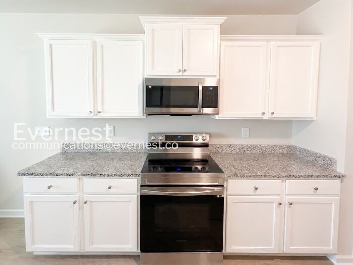 1538 Persimmon Trce - Photo 2 of 26