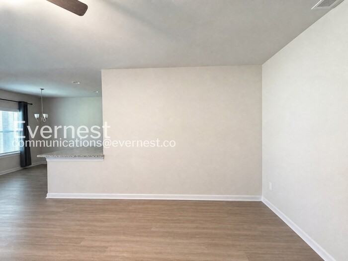 1538 Persimmon Trce - Photo 7 of 26