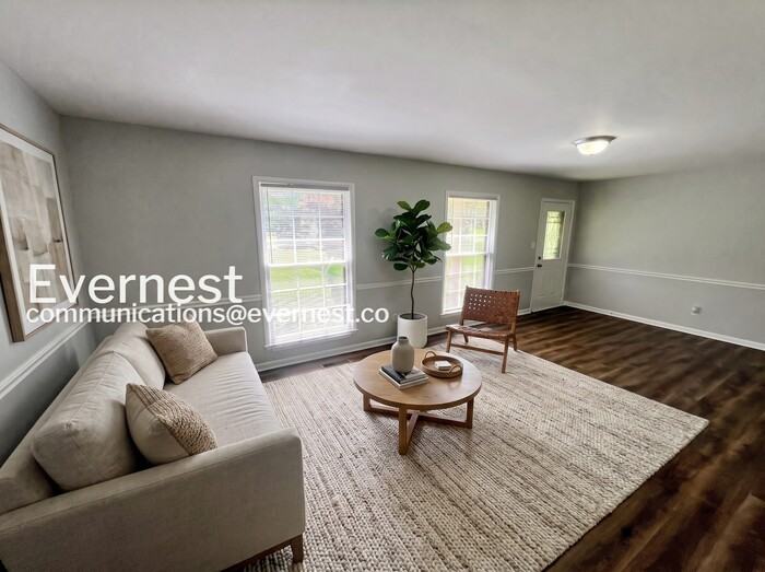 837 Britton Ave - Photo 2 of 25
