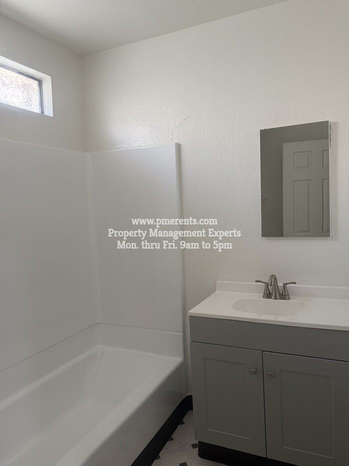 1825 S California St - Photo 3 of 5