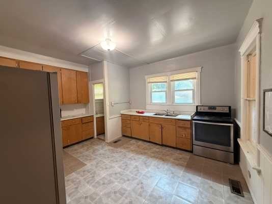 421 E Crosstown Pkwy - Photo 6 of 15