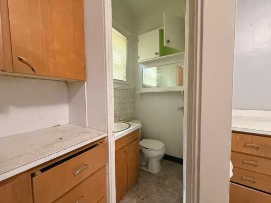 421 E Crosstown Pkwy - Photo 7 of 15