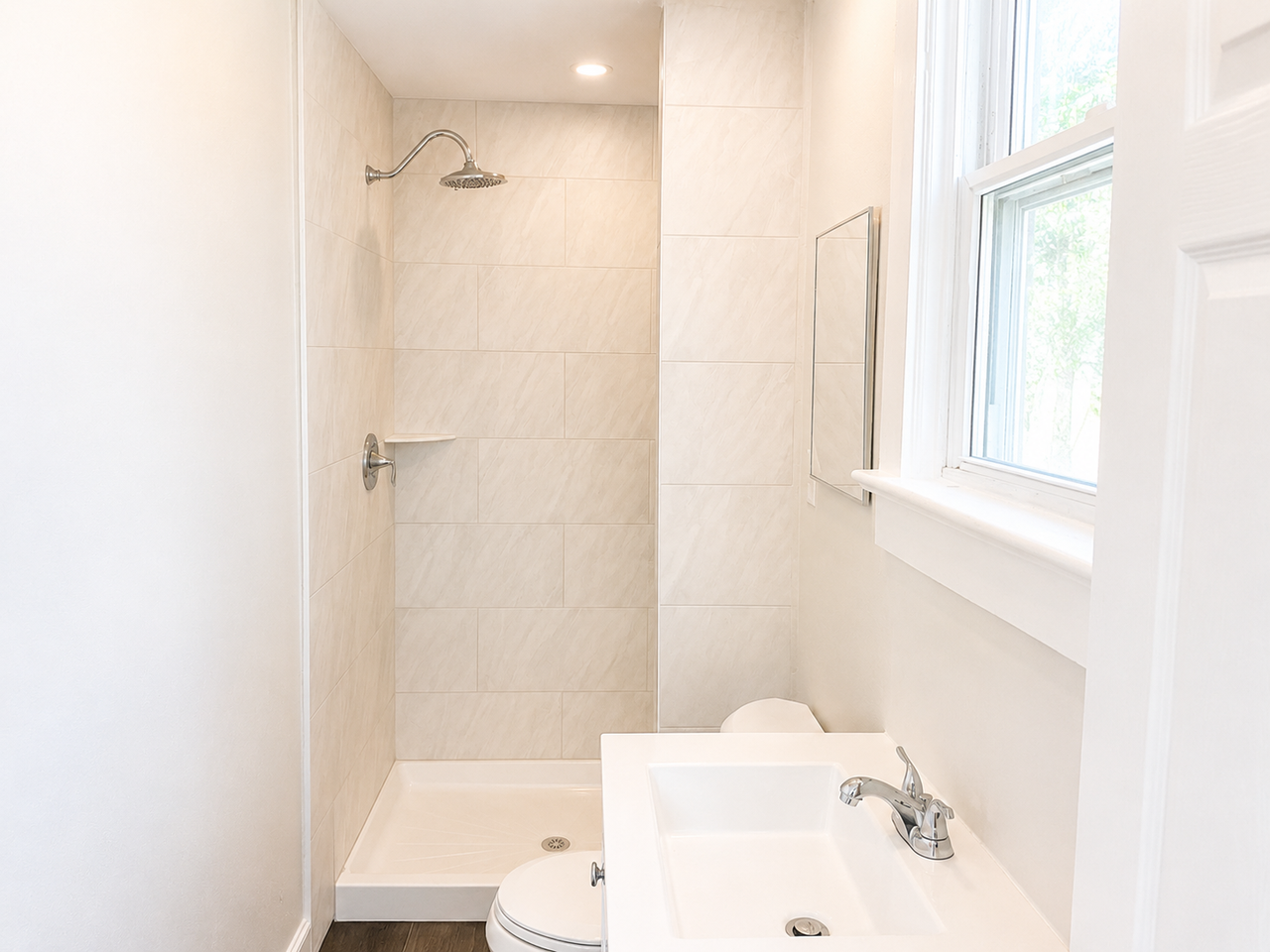 320 Franklin Ave #2 - Photo 7 of 10