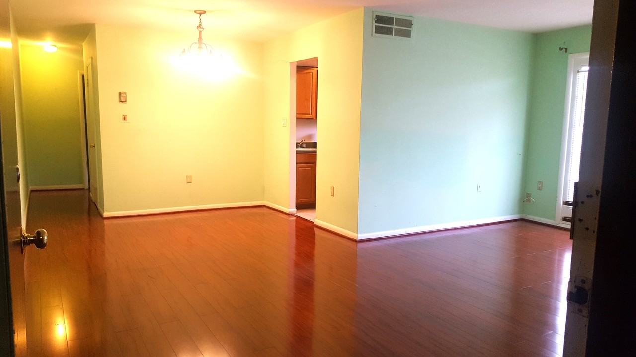 9455 Fairfax Blvd #304 - Photo 3 of 9