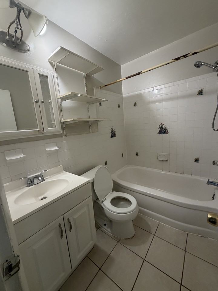 9455 Fairfax Blvd #304 - Photo 7 of 9