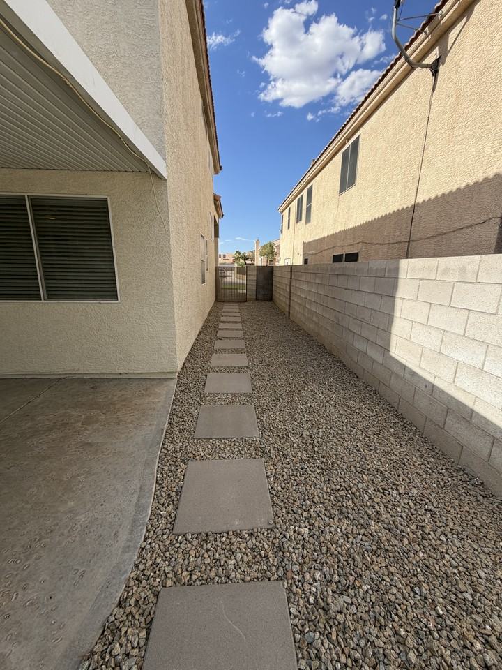 9149 Bucksprings Dr #NA - Photo 2 of 21