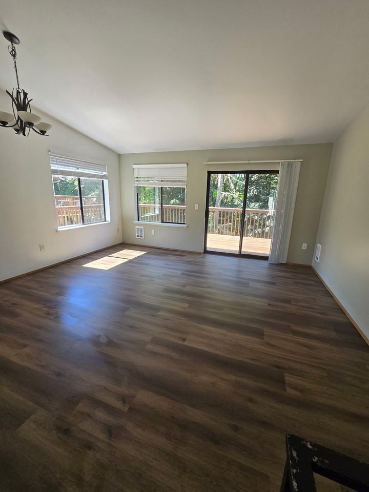 3042 Anderson Rd Se #NA - Photo 5 of 29