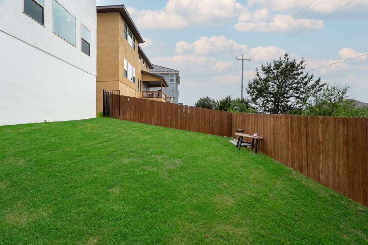 8426 Sierra Hermosa #NA - Photo 6 of 27