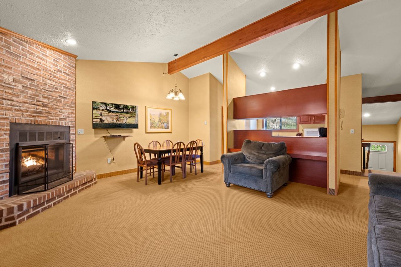 1010a Westwoods Drive #1055 - Photo 4 of 21