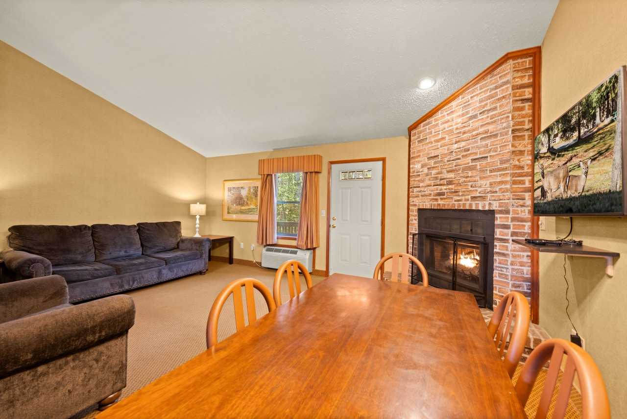 1010a Westwoods Drive #1055 - Photo 5 of 21