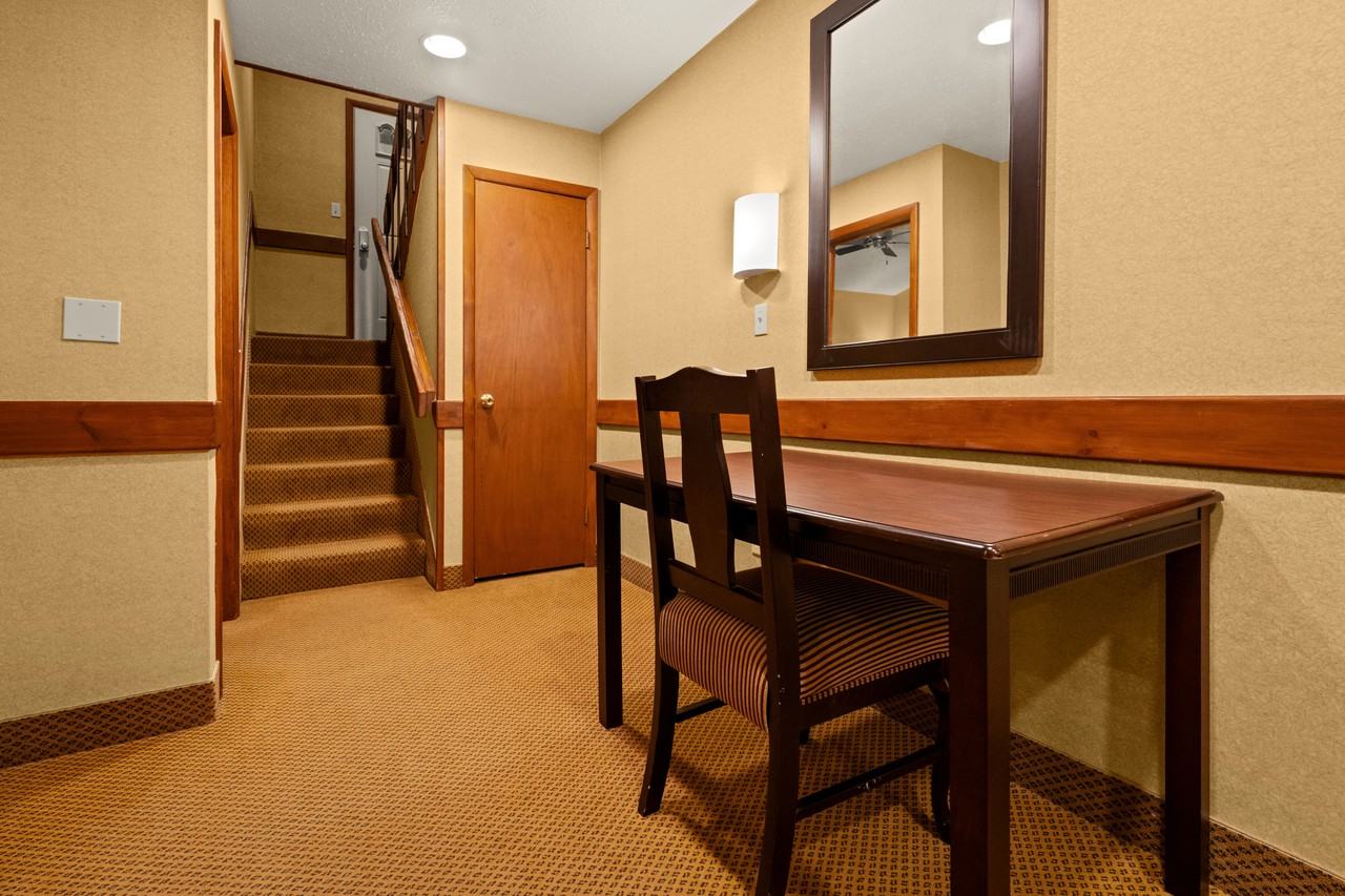 1010a Westwoods Drive #1055 - Photo 6 of 21