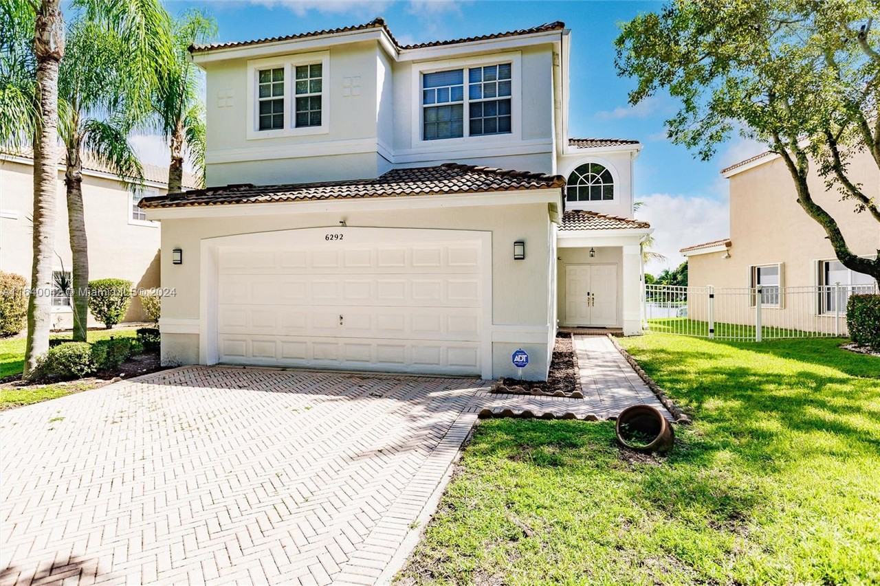6292 Nw 40th Ave #NA - Photo 2 of 2