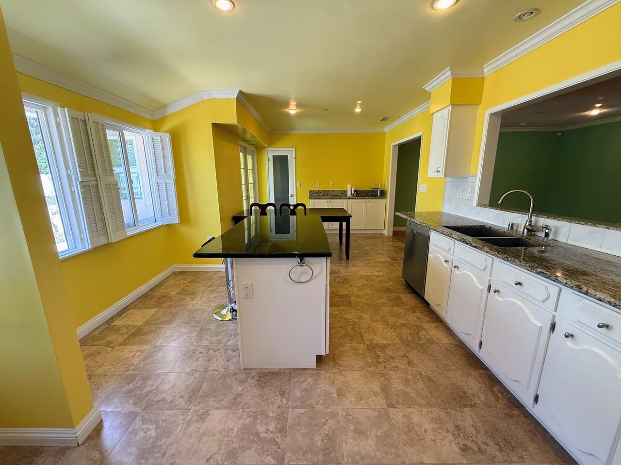 1162 Panorama Dr #NA - Photo 4 of 20