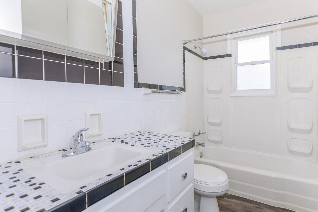 5976 Radnor Rd #2 - Photo 4 of 9