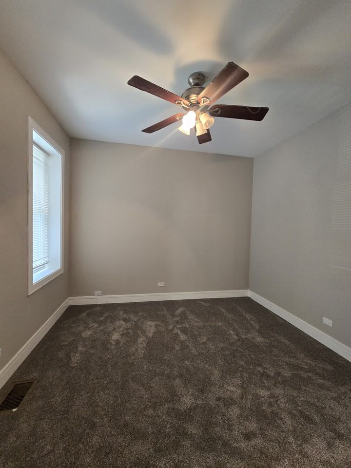 1847 W Garfield Blvd #1 - Photo 5 of 7