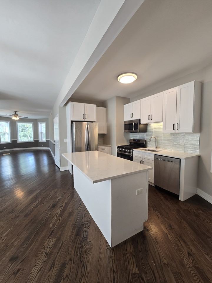 1847 W Garfield Blvd #1 - Photo 6 of 7