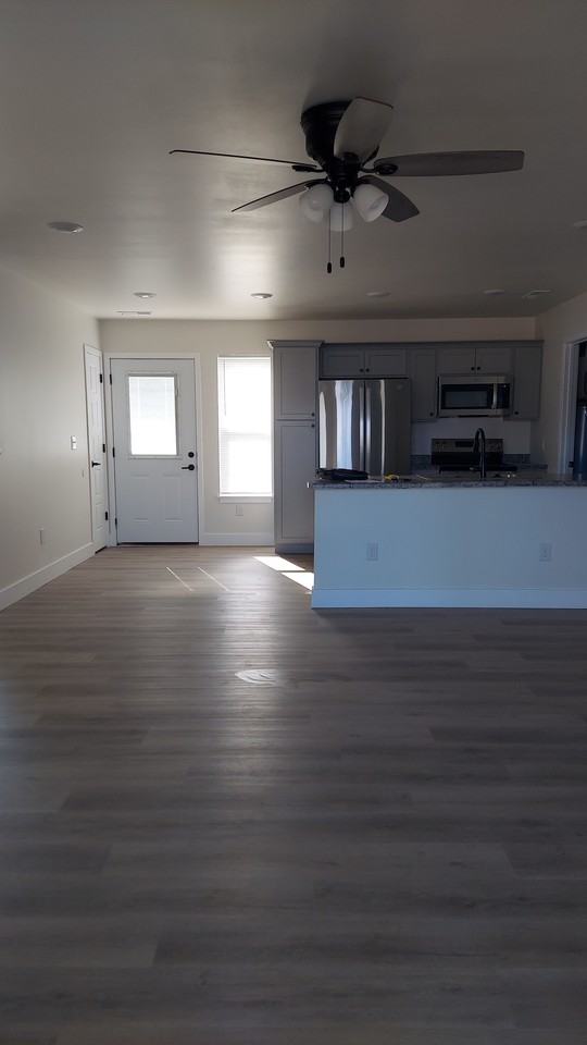 1718 Soaring Ct #1718 - Photo 2 of 11