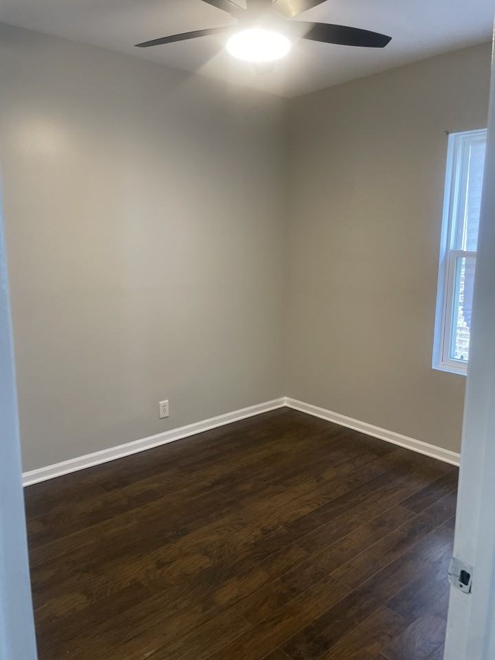7938 S Loomis Blvd #NA - Photo 7 of 12