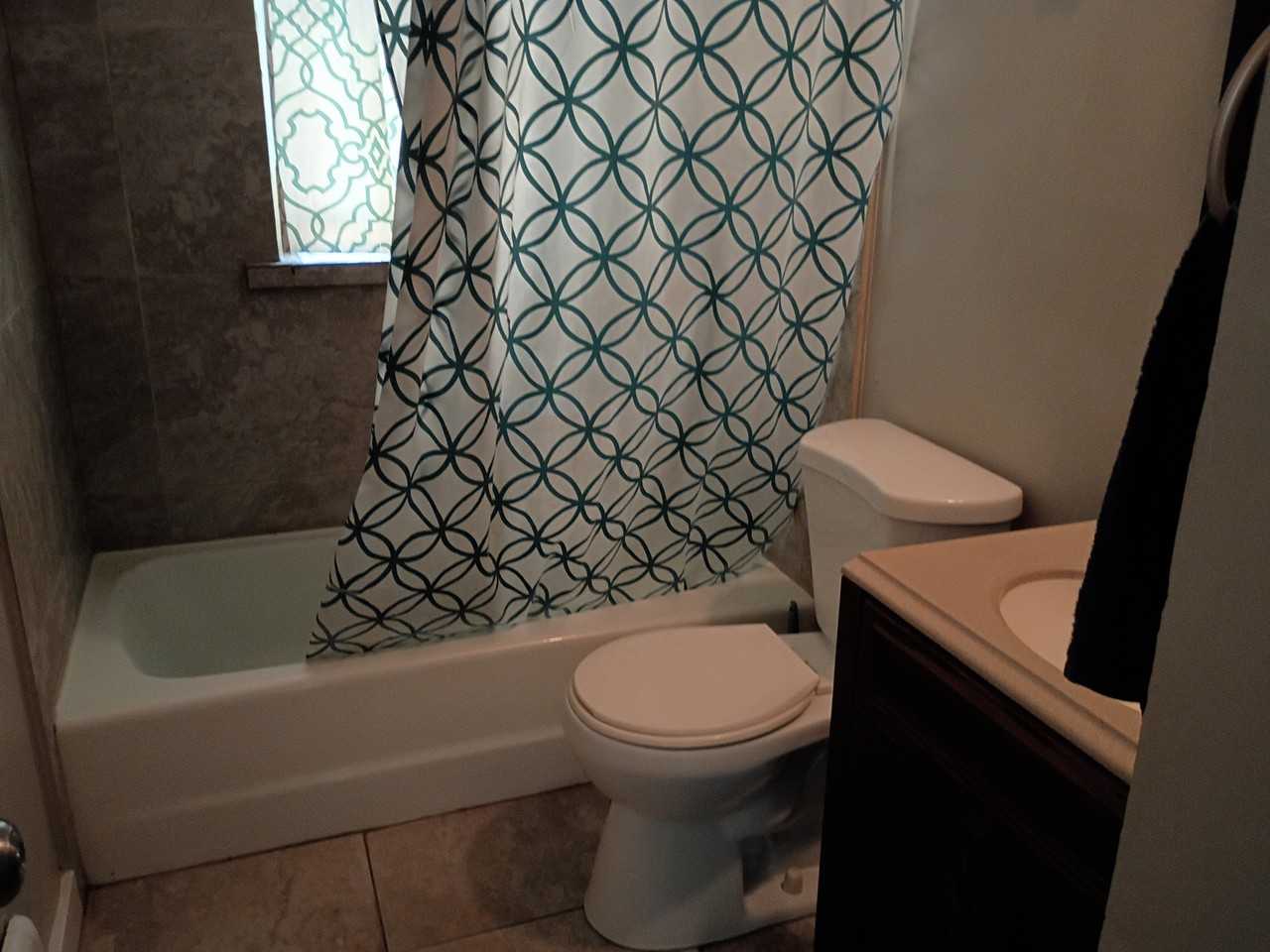 1304 East 520 South Street #NA - Photo 6 of 6
