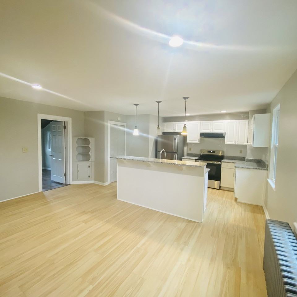860 Windsor Ave #1 - Photo 7 of 26
