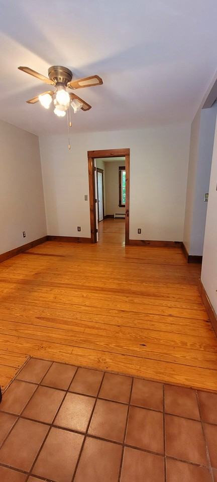 Pine St #B - Photo 3 of 16