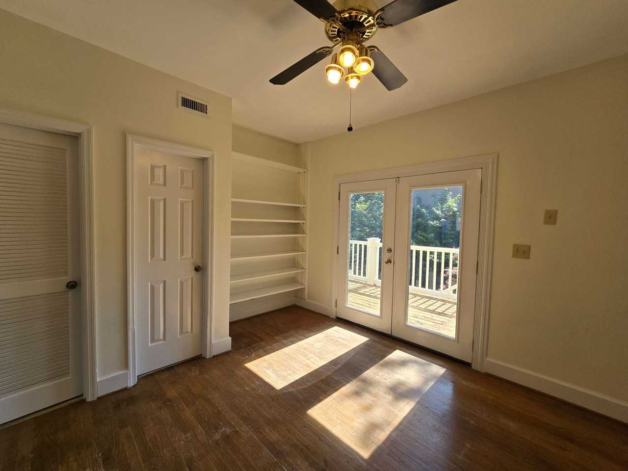 733 Victorian Pl - Photo 6 of 21