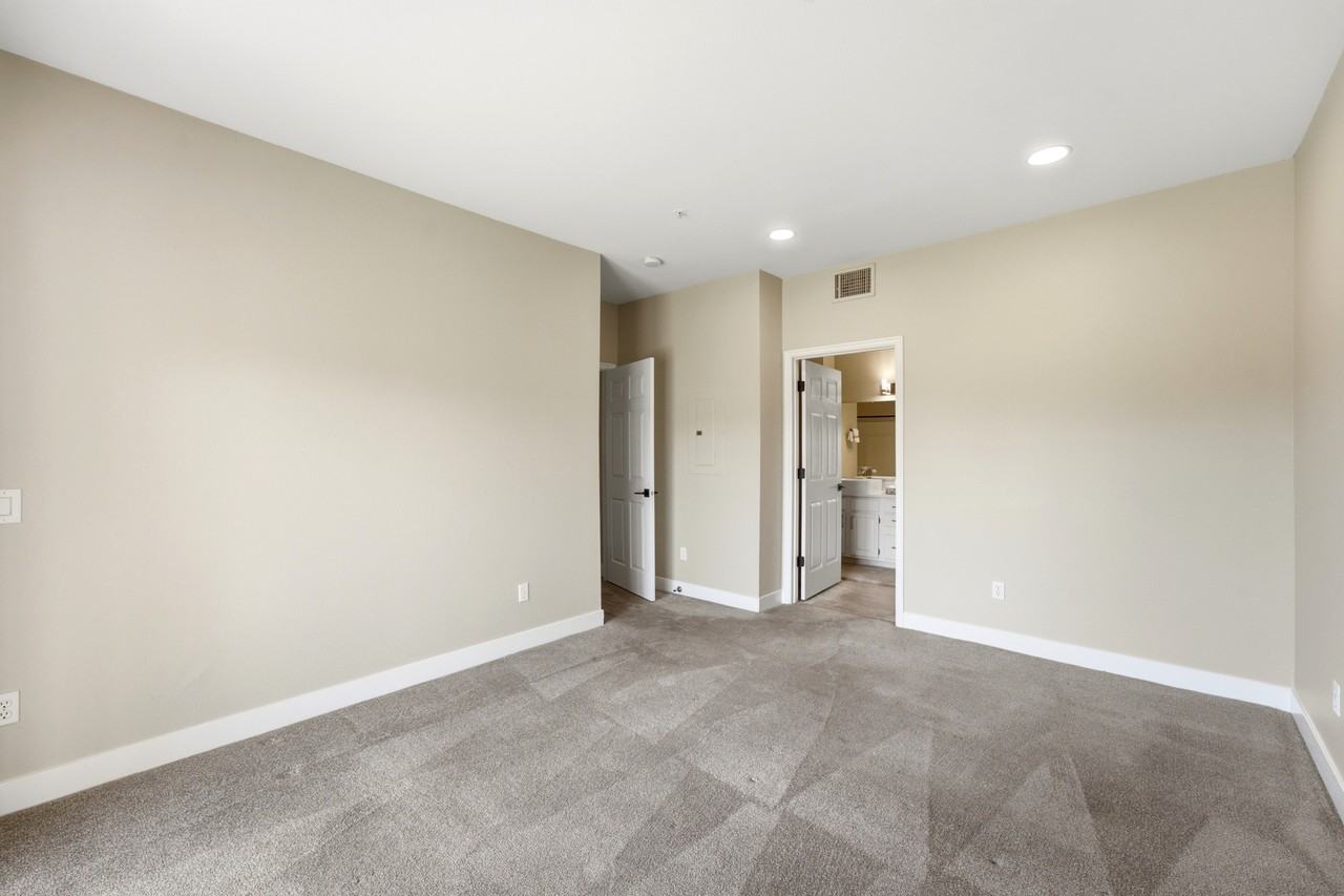 900 Bitner Rd #NA - Photo 7 of 36