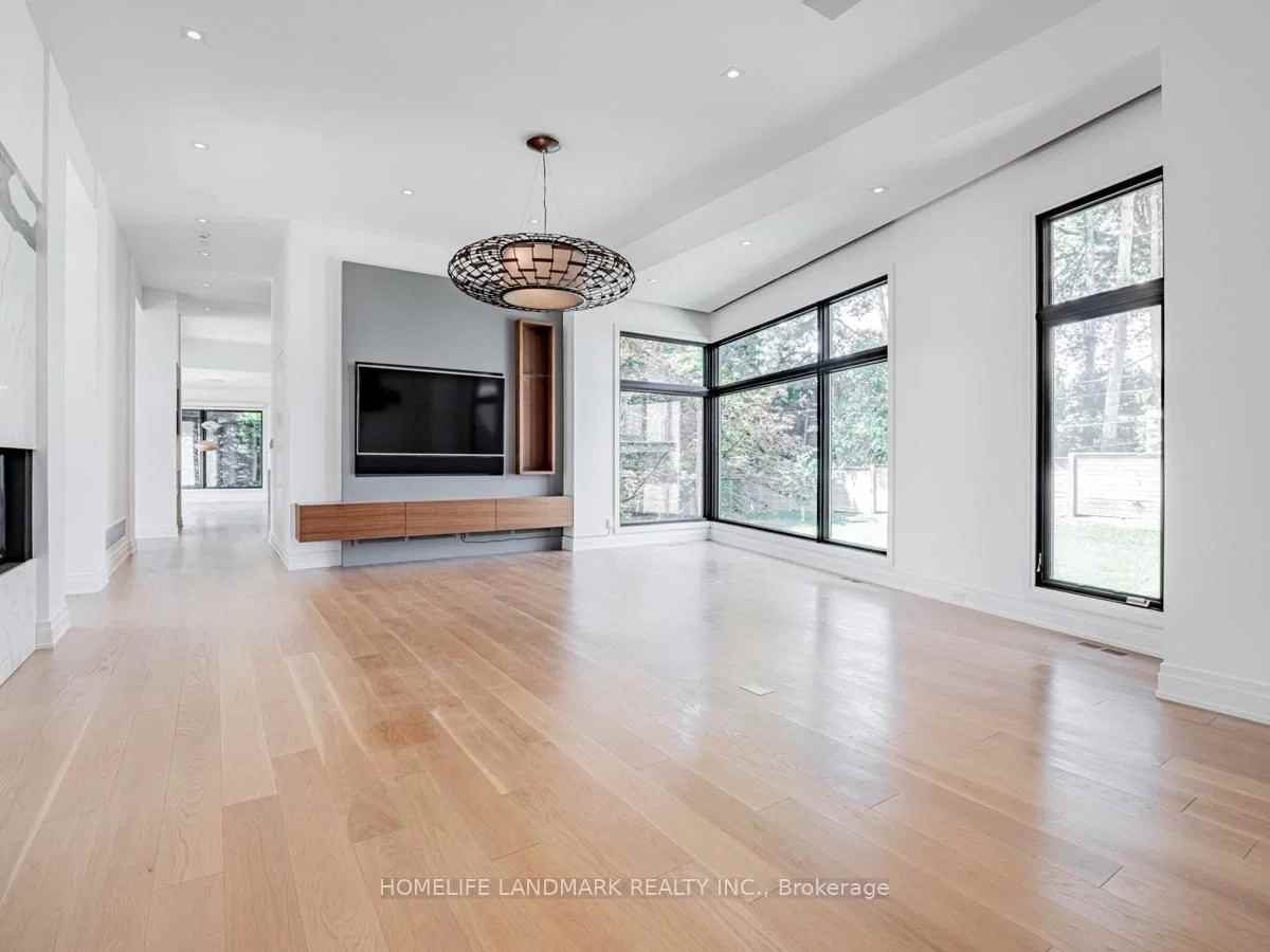 4 Royal Oak Drive - Photo 5 of 18