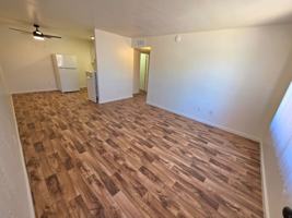 featured image of 201 E Yavapai Rd