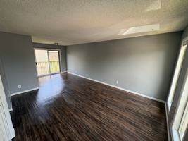 featured image of 6720 6720 - 6732 W Par Ln