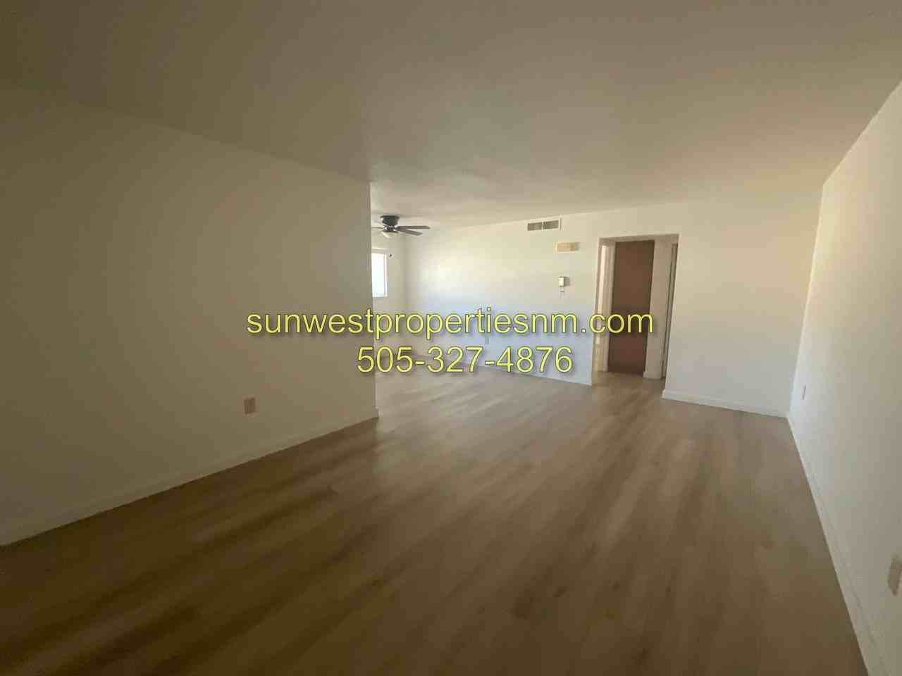 Dustin Ave. N. 2400 - Photo 6 of 34