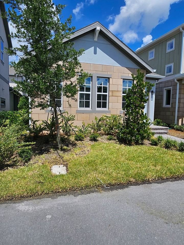 10172 Pearson Ave - Photo 2 of 36