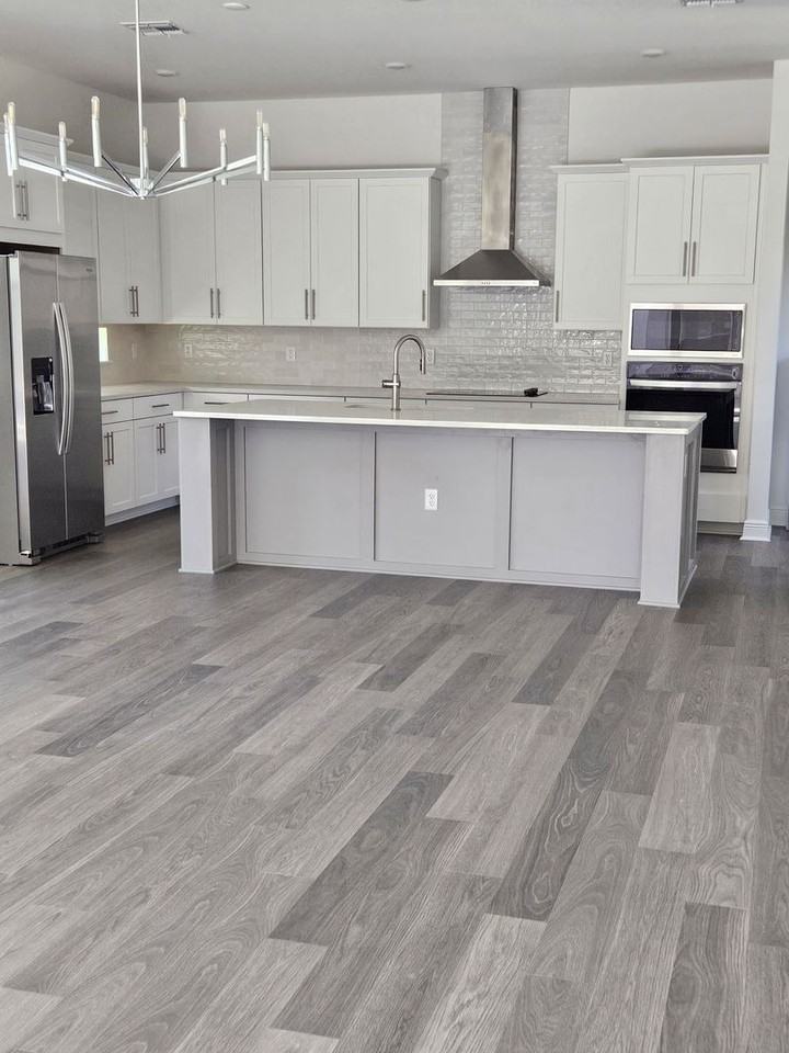 10172 Pearson Ave - Photo 6 of 36