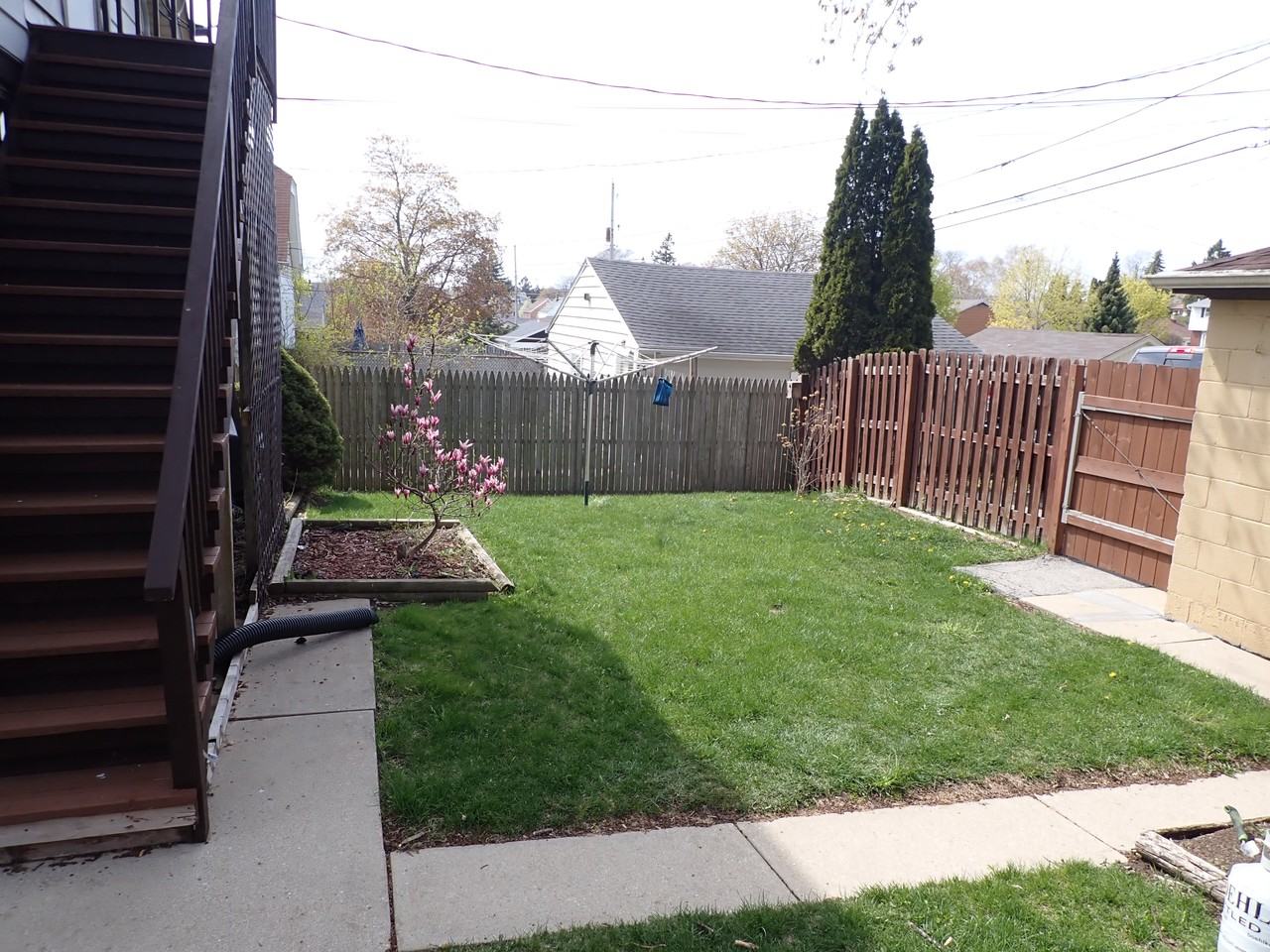 1224 Marion Ave - Photo 5 of 27