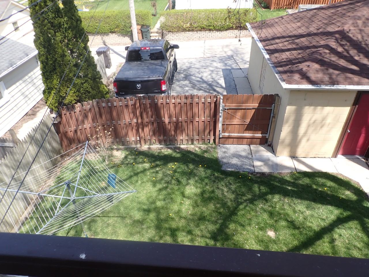 1224 Marion Ave - Photo 6 of 27