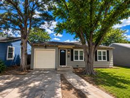 featured image of 2706 37th St